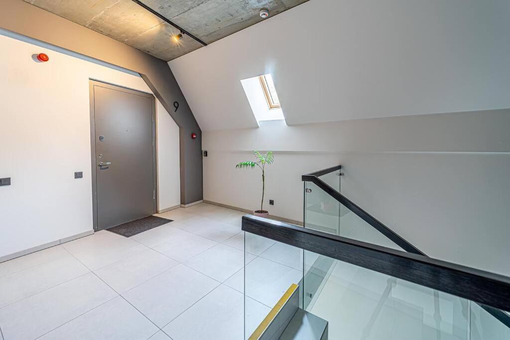Sky Apartment With Free Parking And Balcony & Ac Kaunas Exterior foto